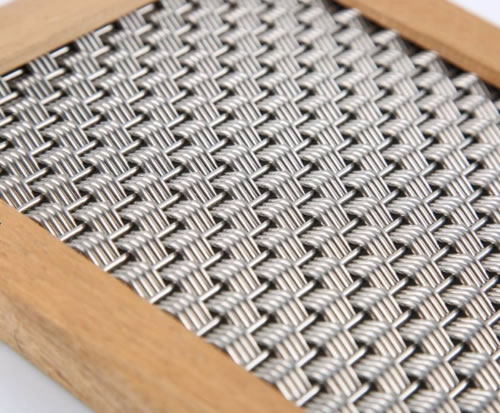 alternately woven stainless steel