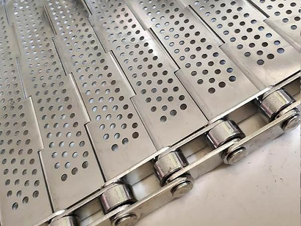 Steel plate conveyor